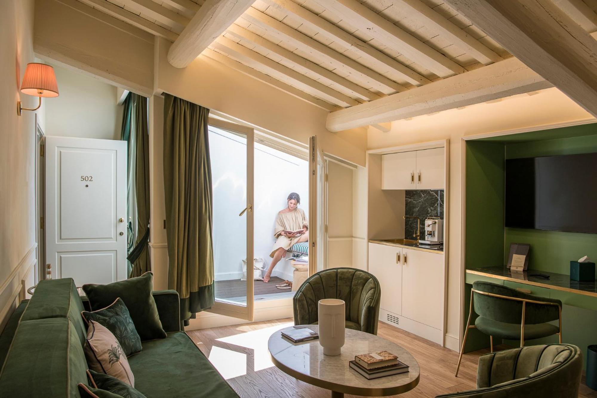 Hotel La Gemma 佛罗伦萨 外观 照片 A suite at the hotel